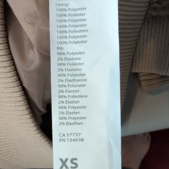 Fabletics NWT Teddy Oversized Bomber Jacket - Picture 9 of 12